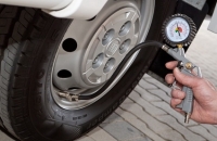 Prüfung Reifen und Räder